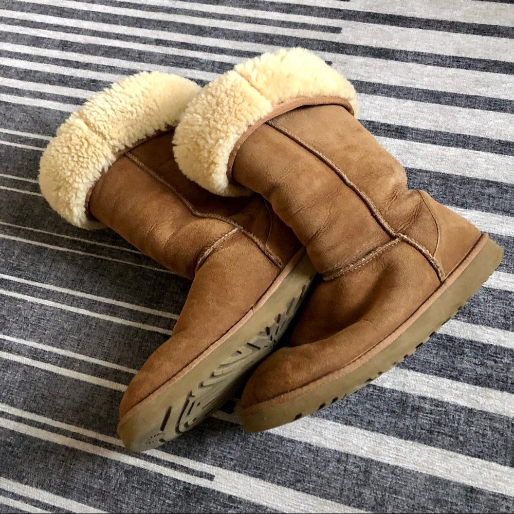 UGG Classic Tall Boot - Picture 5 of 7